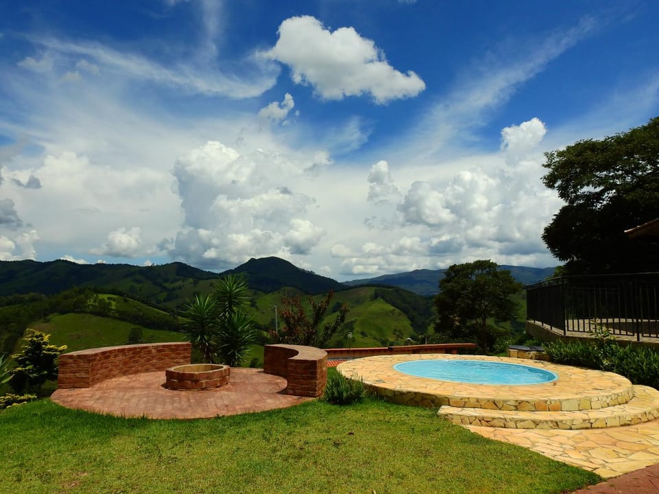 Mountain view, Pool view