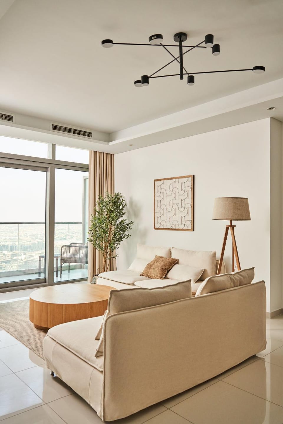 Bed, Living room, Seating area