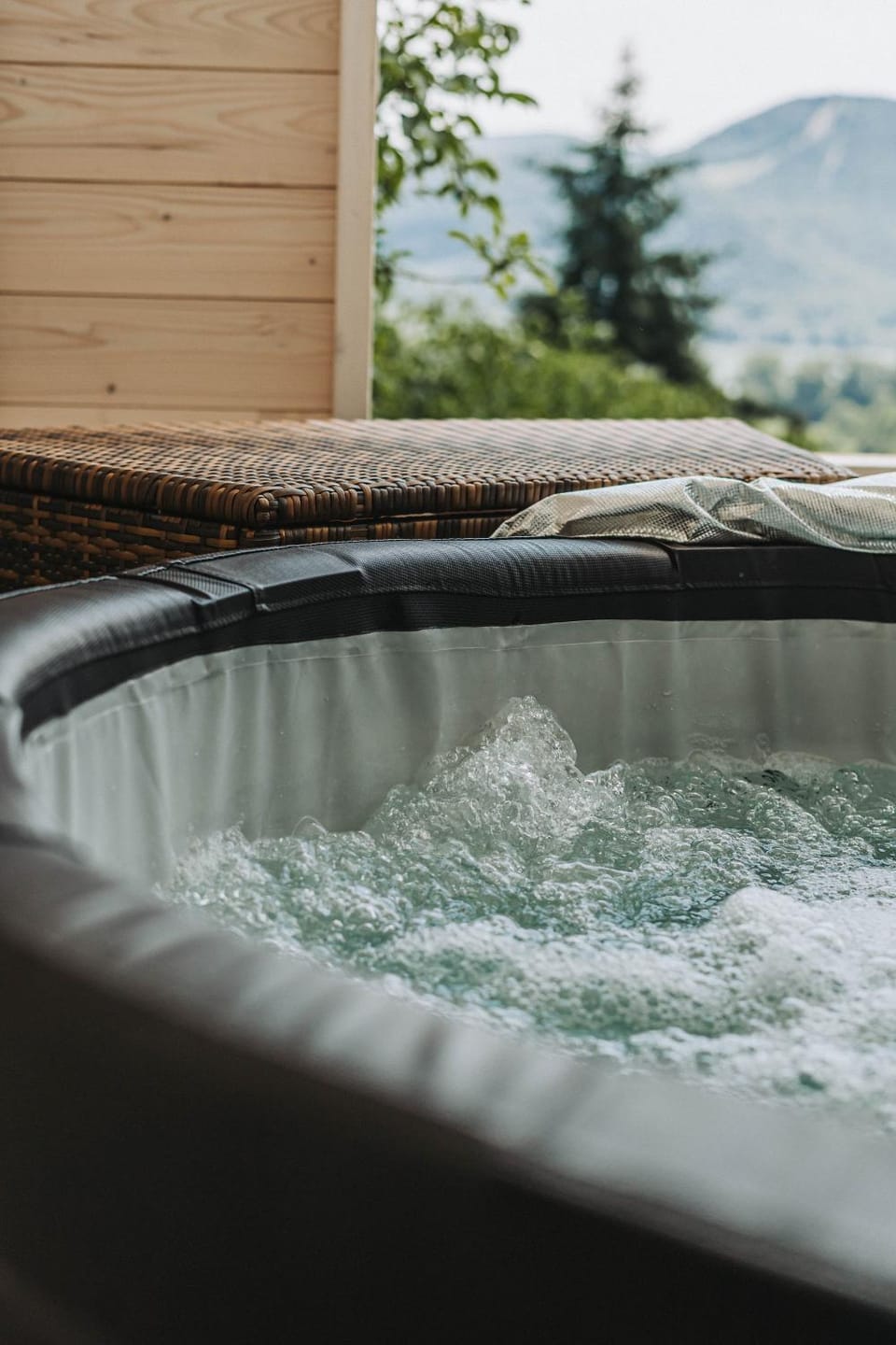 Hot Tub, Hot Tub
