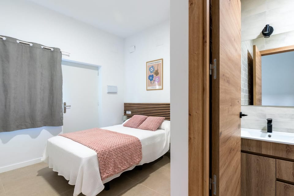 Bathroom, Bedroom