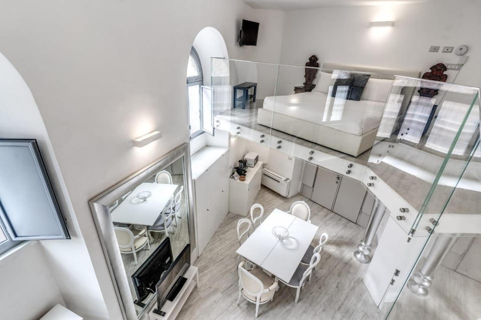 Elegant Flat Rome Trastevere Apartment in Rome