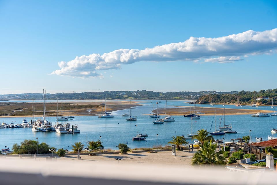 Alvor River & Sea View II House in Alvor