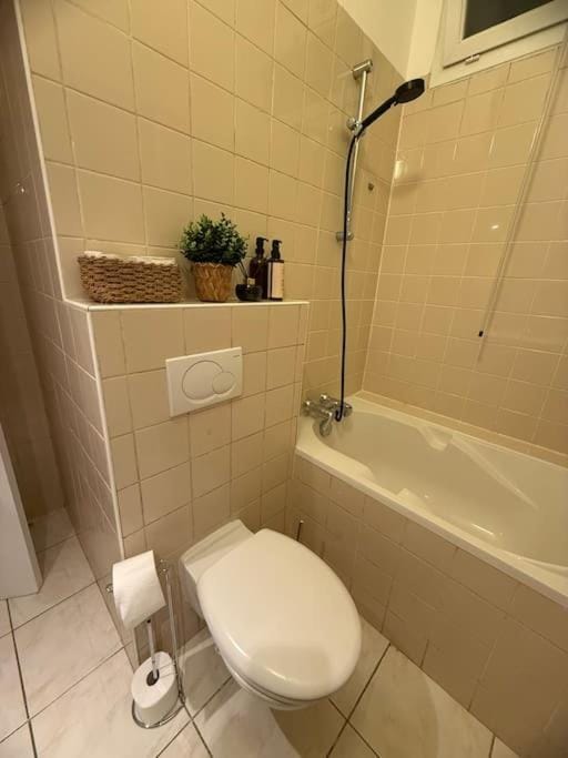 Appartement au Plessis-Robinson Apartment in Île-de-France