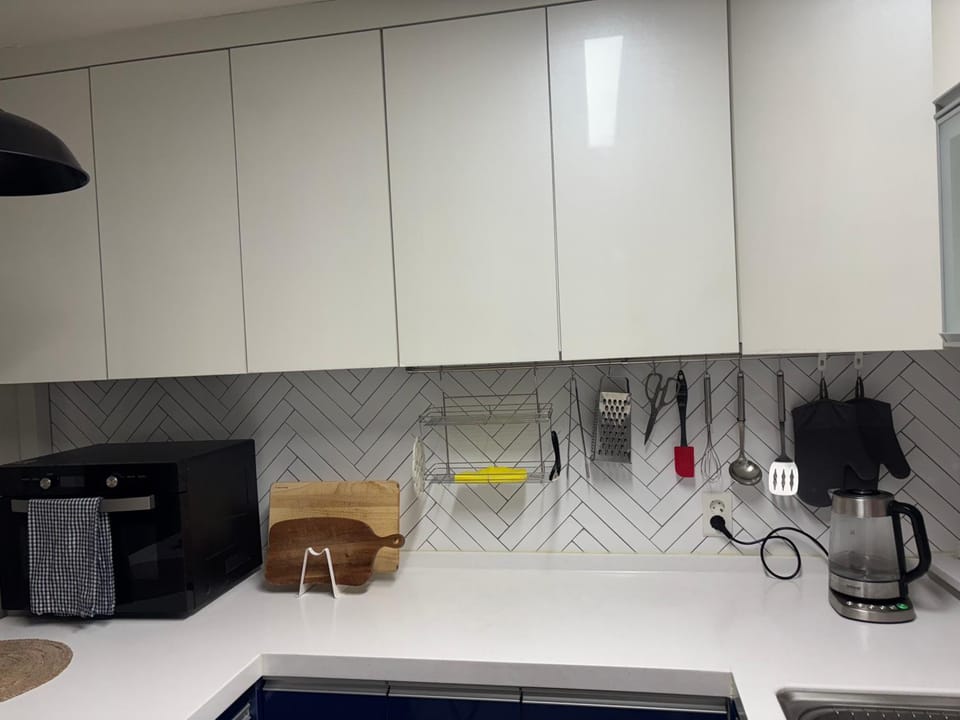 Coffee/tea facilities, Kitchen or kitchenette, minibar, stove, toaster