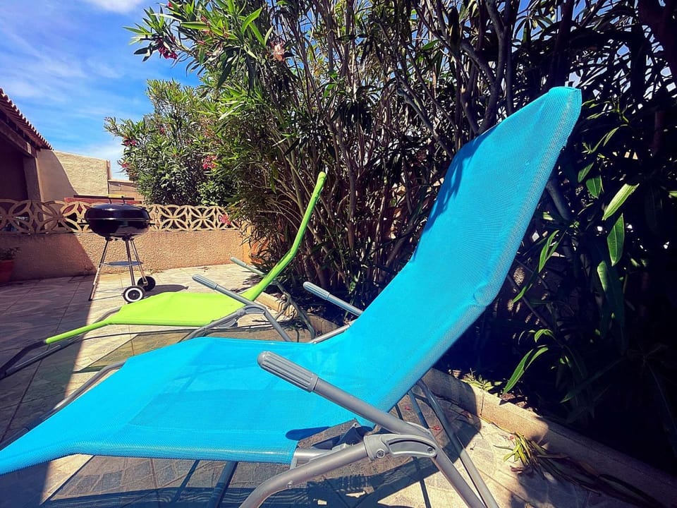 Day, sunbed