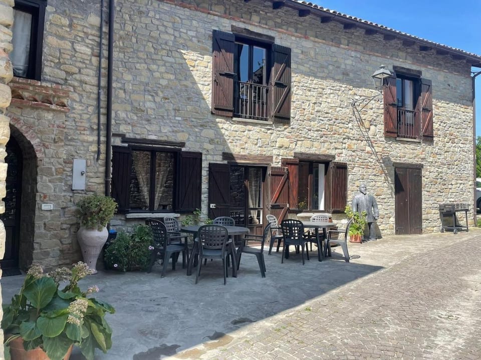 Il borgo come in un castello House in Piedmont