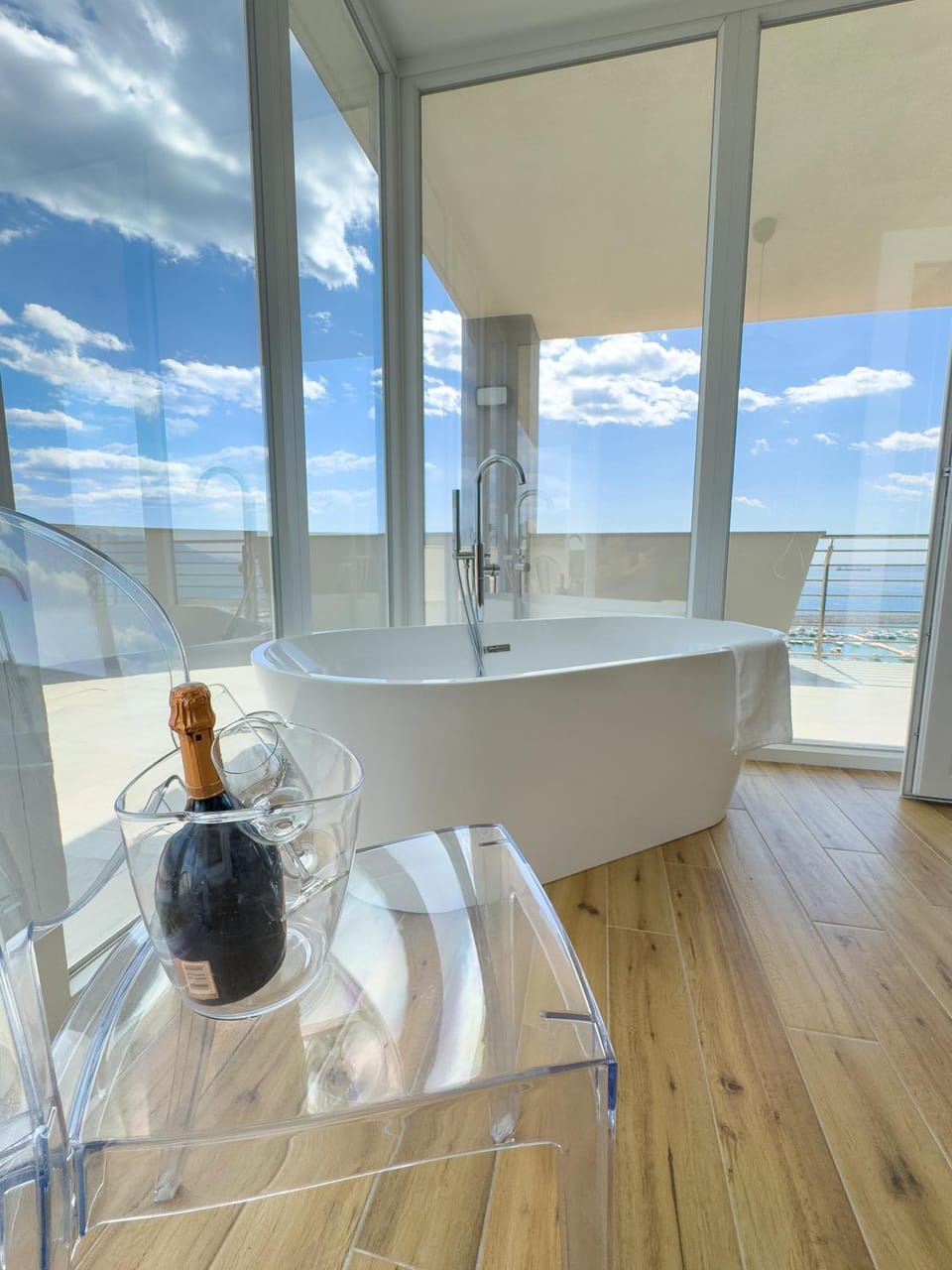 Alcoholic drinks, Bath