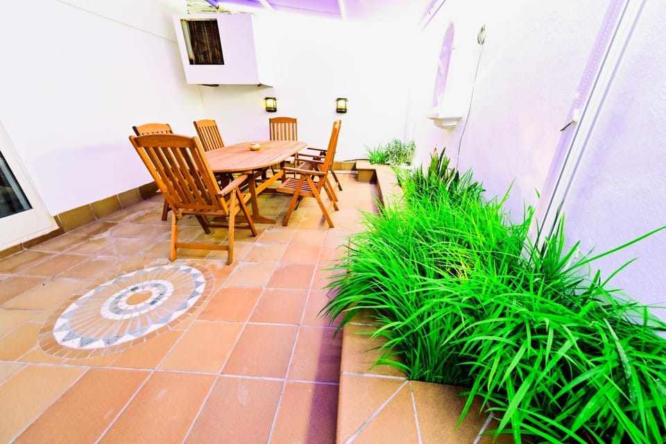 Inner courtyard view