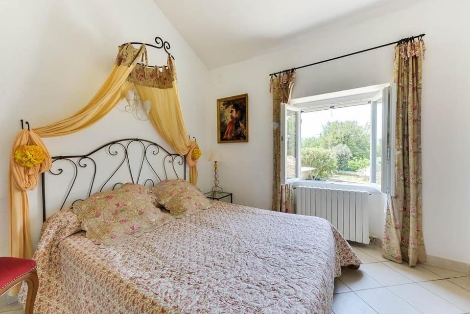 Chambre d'hôtes le Jardinage Bed and Breakfast in Gordes