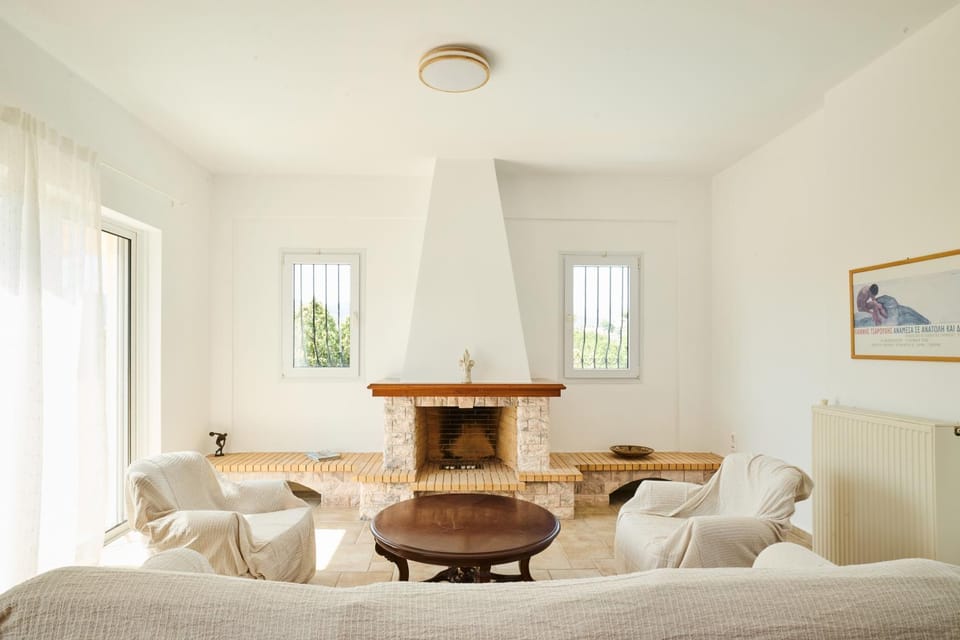 Olive Retreat Villa in Decentralized Administration of Attica