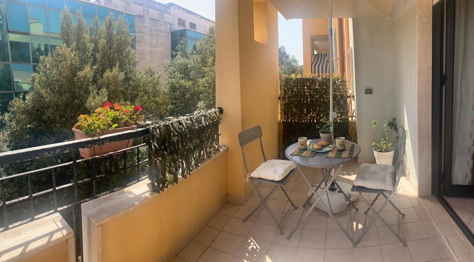 Balcony/Terrace, Balcony/Terrace