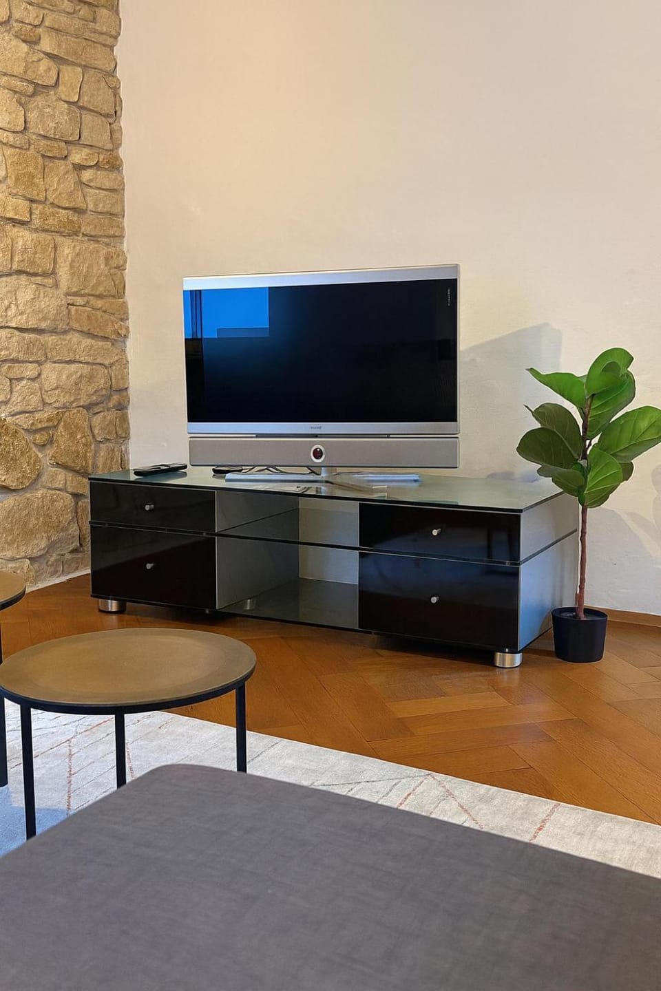 Cool and Laidback at Sankt Johann Apartment in Basel