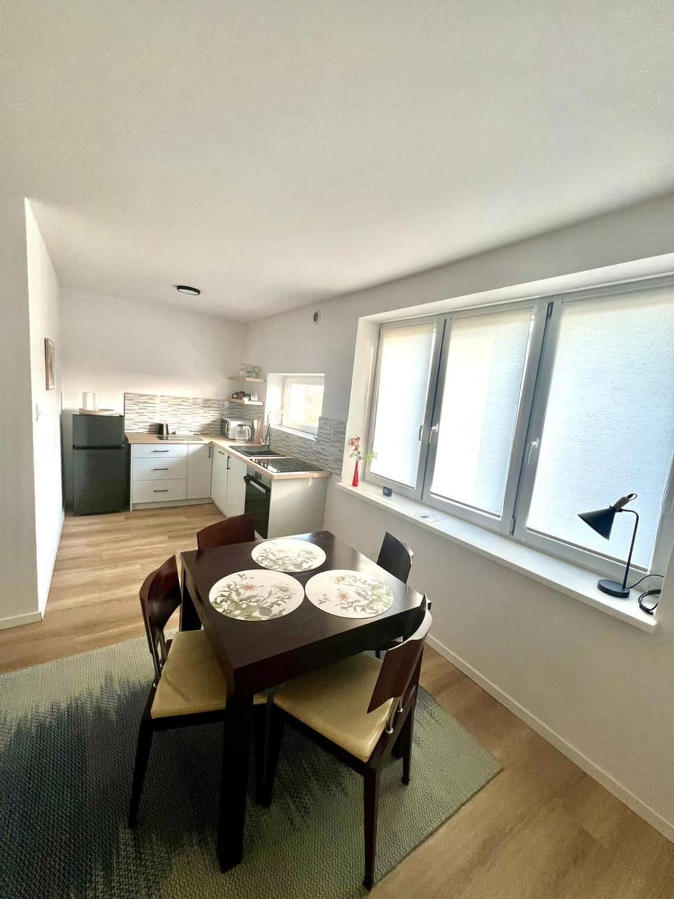 Kitchen or kitchenette, microwave, oven, stove, stove, kitchen