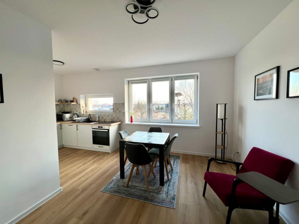 Kitchen or kitchenette, Other, Dining area