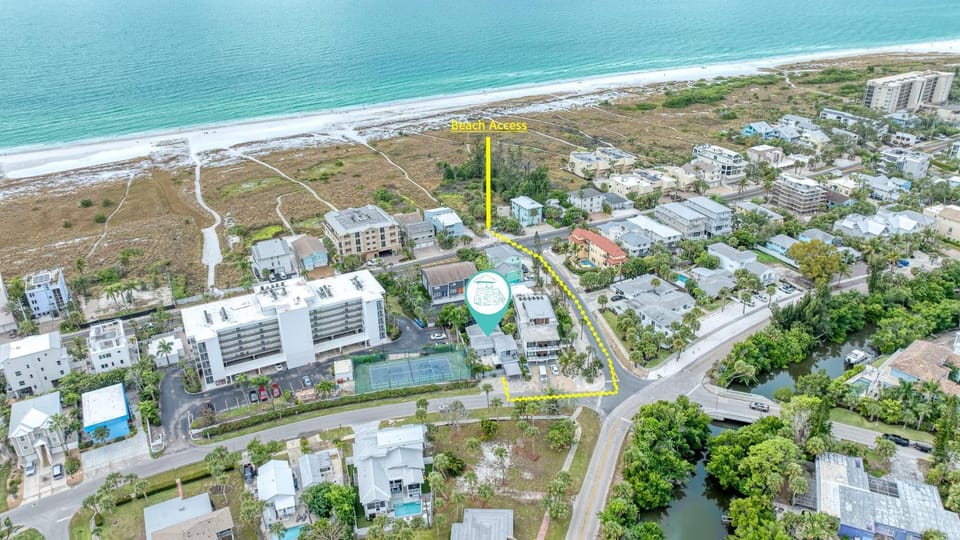 Coconut House - 606B House in Siesta Beach