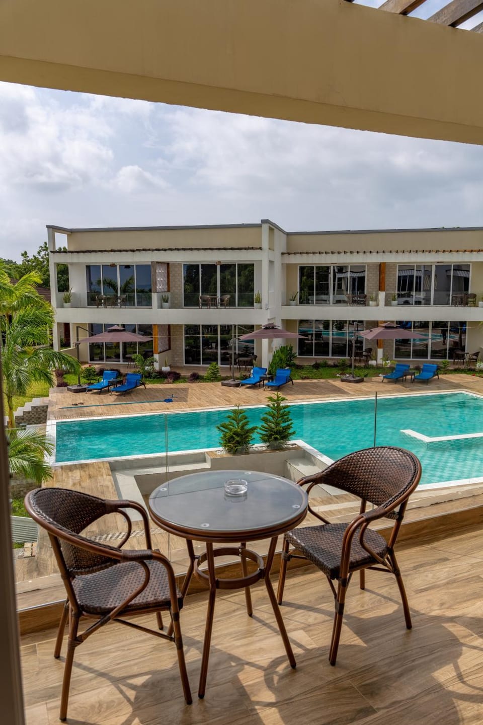 Balcony/Terrace, Balcony/Terrace, Pool view, Swimming pool, sunbed, sunbed