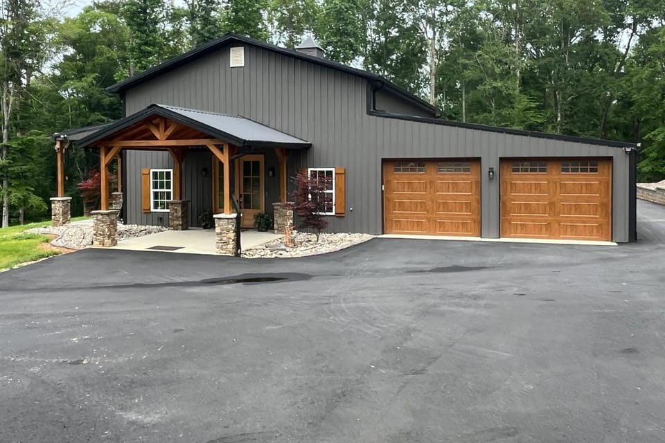 Family-Friendly Barndominium Near Greenville! House in Pickens County