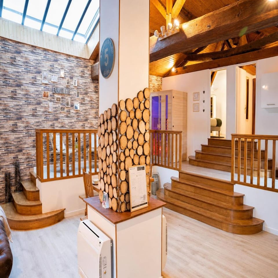 L'Atypik #Piscine #Sauna #Route des vins Apartment in Bourgogne-Franche-Comté