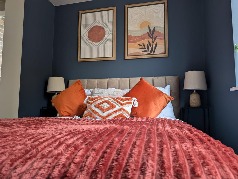 Bed, Bedroom