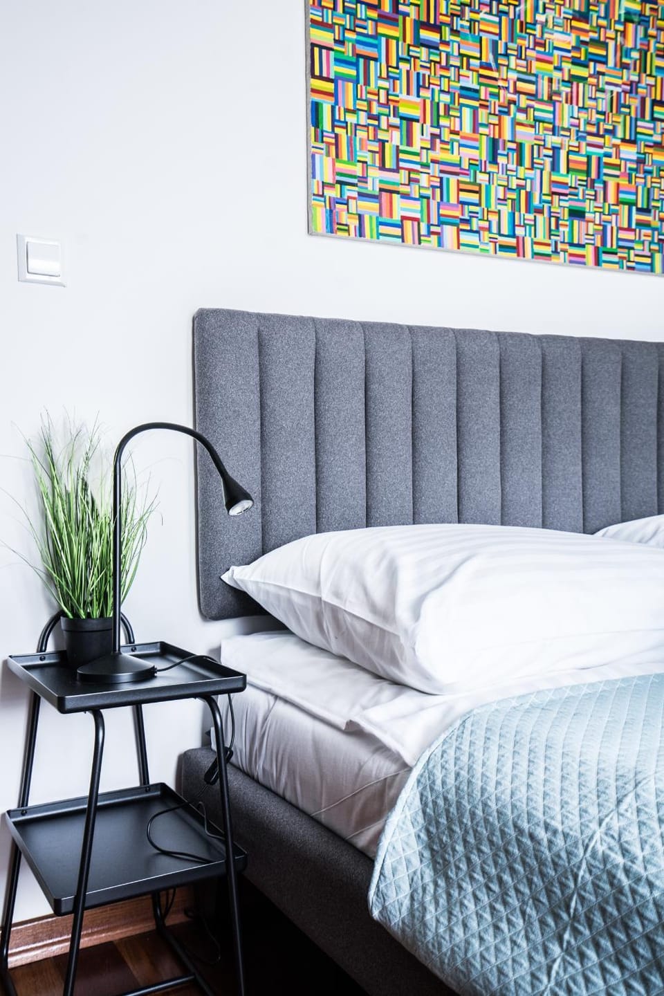 Bed, Photo of the whole room, Seating area