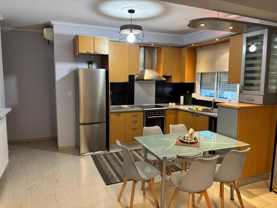 Kitchen or kitchenette, oven, stove