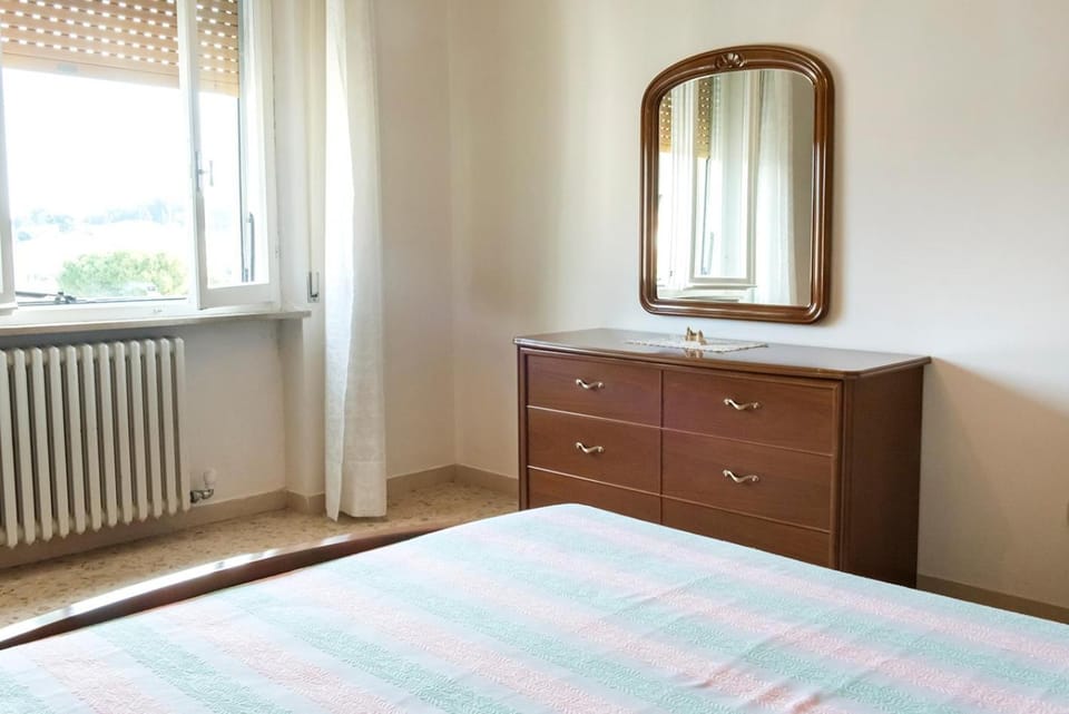 Sirolo, ampio quadrilocale panoramico - S283 Apartment in Sirolo