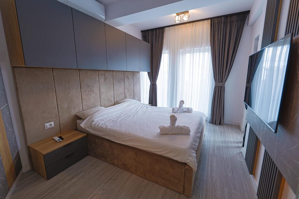 Urban Suite Apartment in Craiova