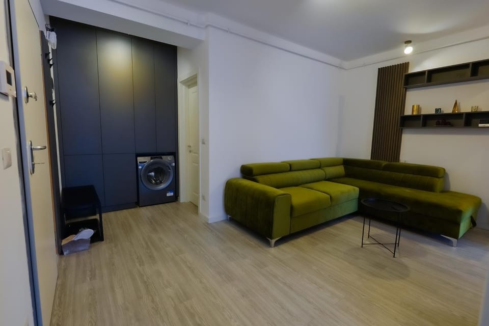 Urban Suite Apartment in Craiova