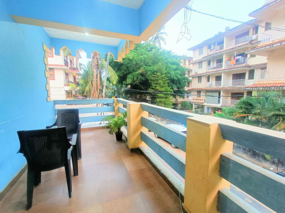 Property building, View (from property/room), Balcony/Terrace