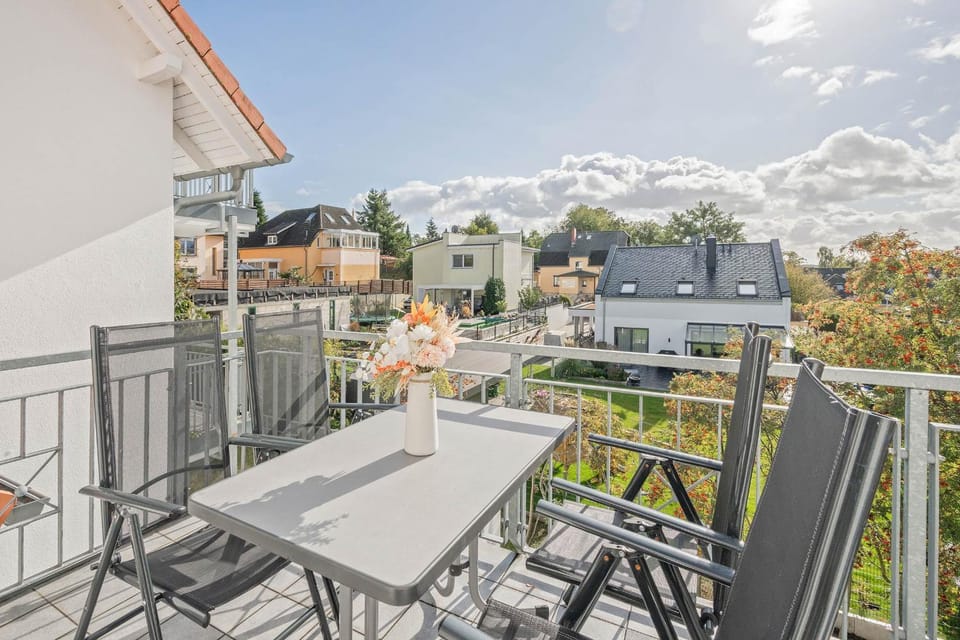 View (from property/room), Balcony/Terrace