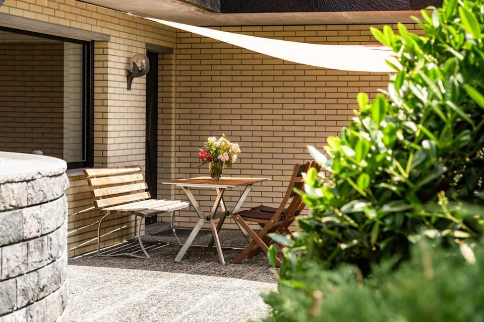 Garden, Dining area, Garden view