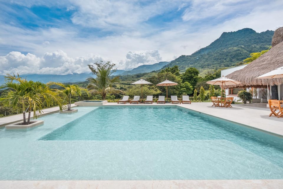 Day, Natural landscape, Swimming pool, sunbed