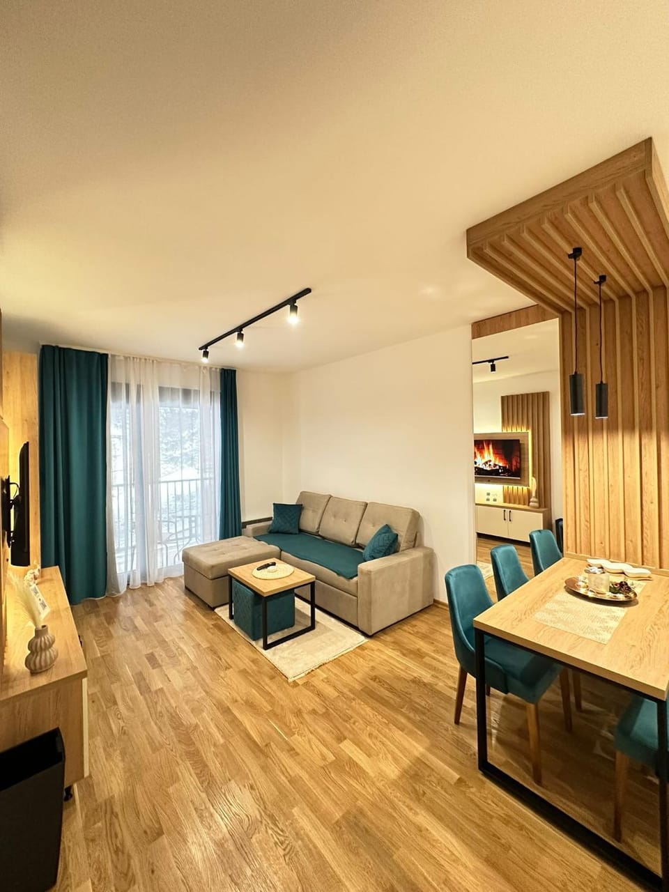 TV and multimedia, Living room