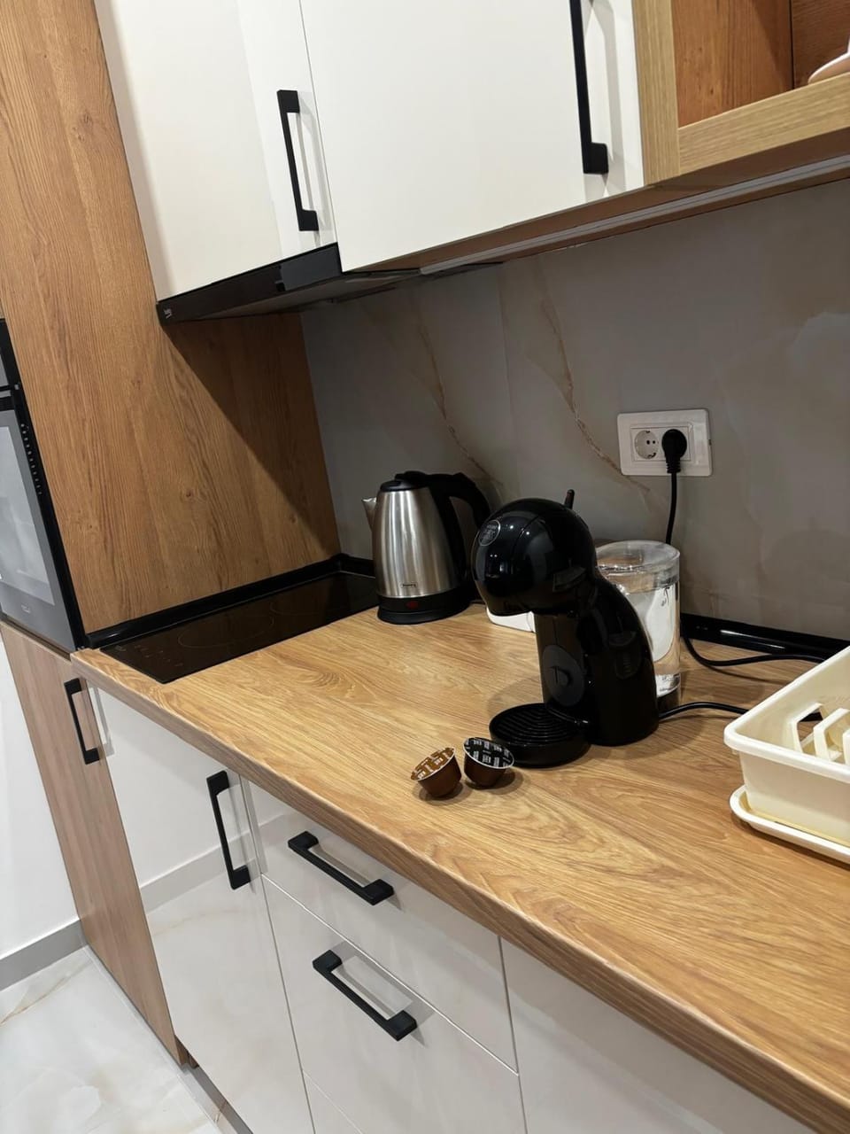 Coffee/tea facilities, Kitchen or kitchenette