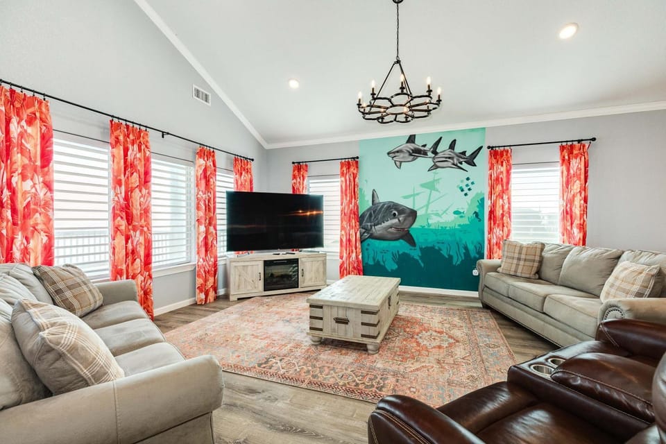 Beachfront Family Pet Friendly House in Surfside Beach