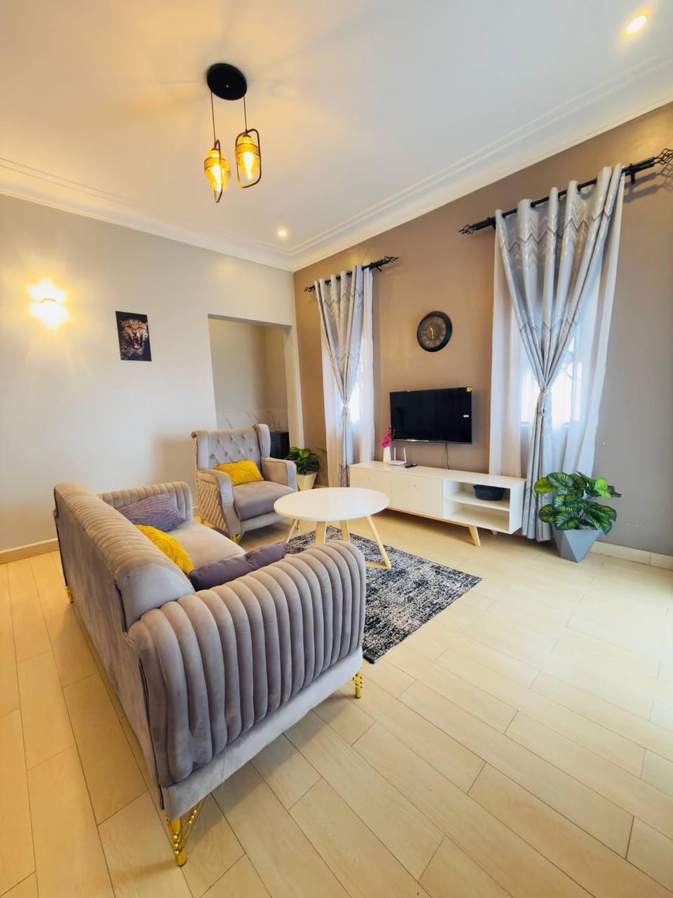 TV and multimedia, Living room, Seating area