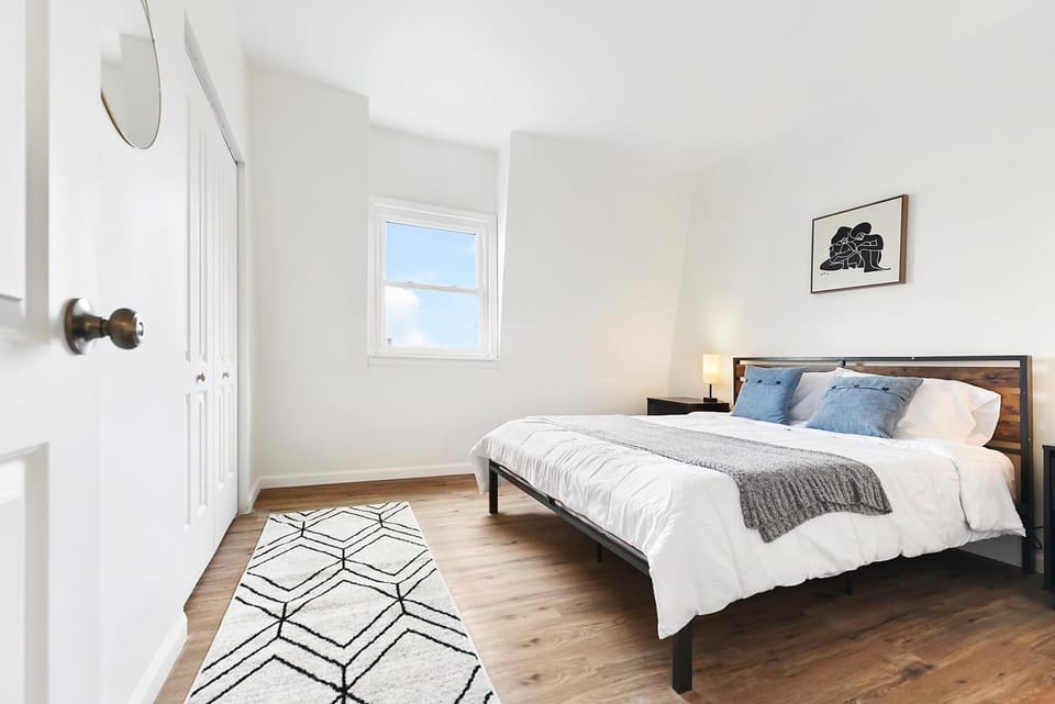 Bed, Bedroom