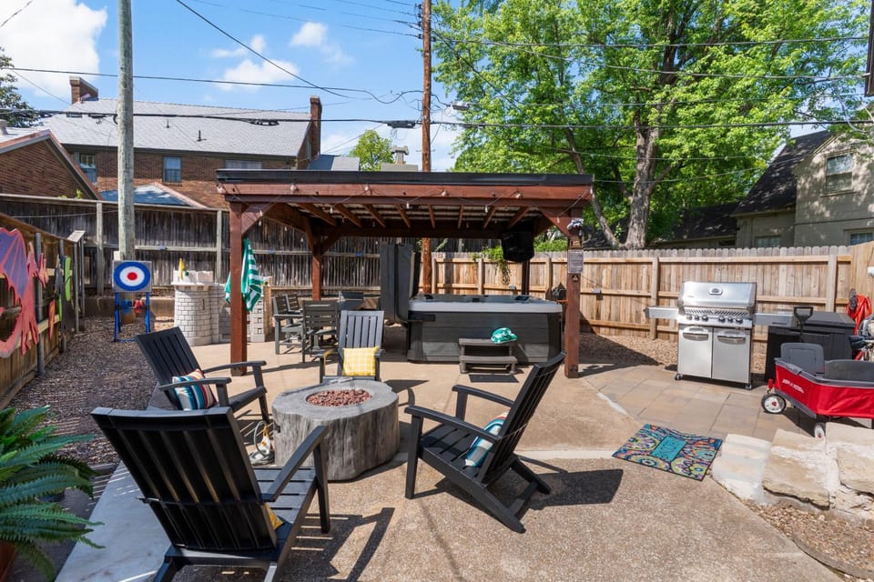 Patio, Hot Tub