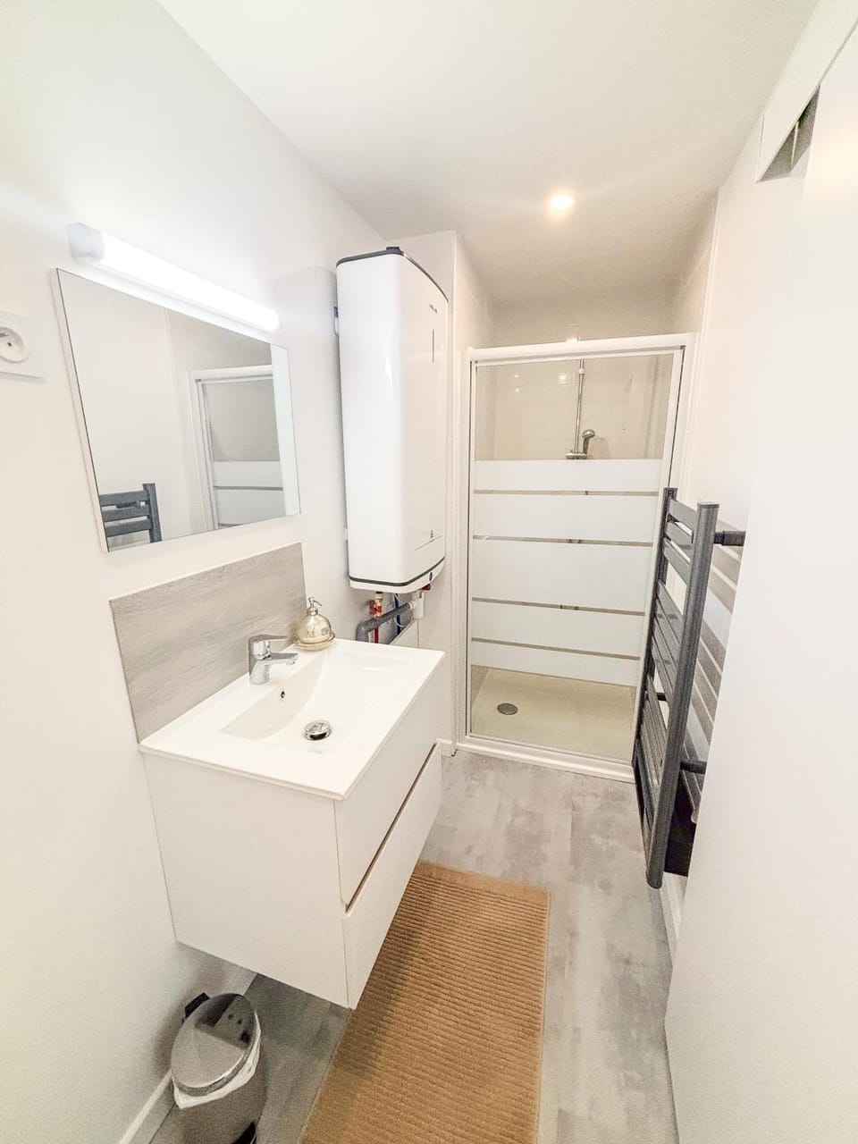 Shower, Bathroom