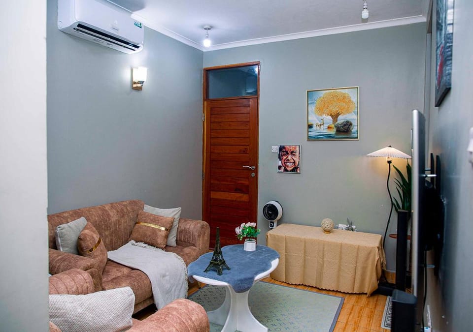 Living room, air conditioner