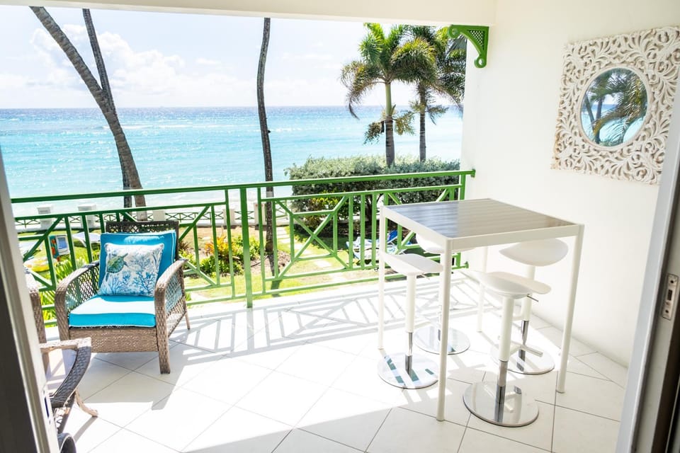 Patio, Day, View (from property/room), Balcony/Terrace, Balcony/Terrace, Seating area, Dining area, Beach, Sea view