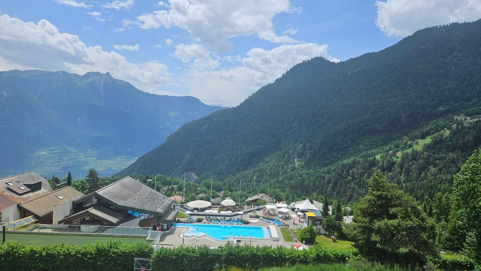 Studio 4206 Les Sources aux Bains d'Ovronnaz Apartment hotel in Canton of Vaud