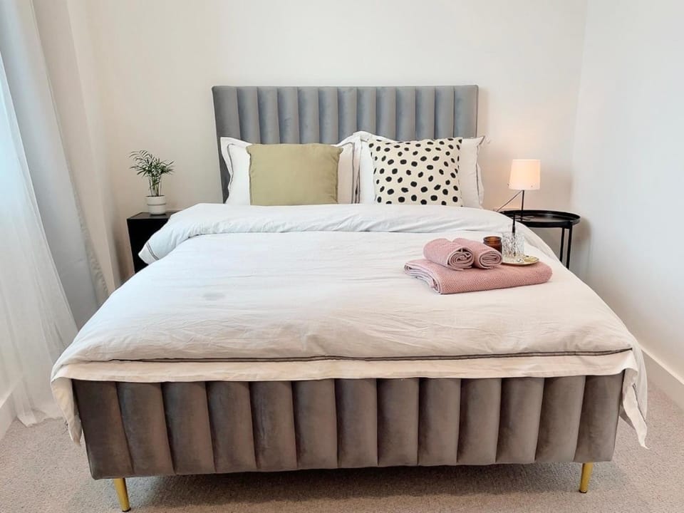 伦敦市中心两卧室整套高层高层河景公寓 Apartment in London