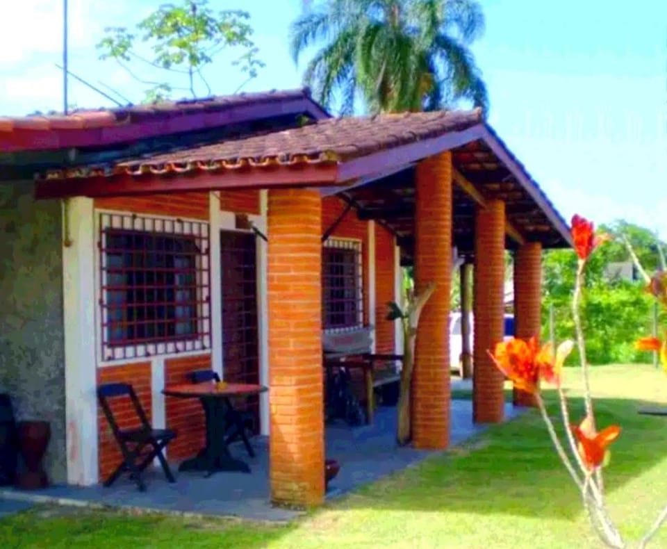 Recanto ISLA Praia Cocanha House in Caraguatatuba
