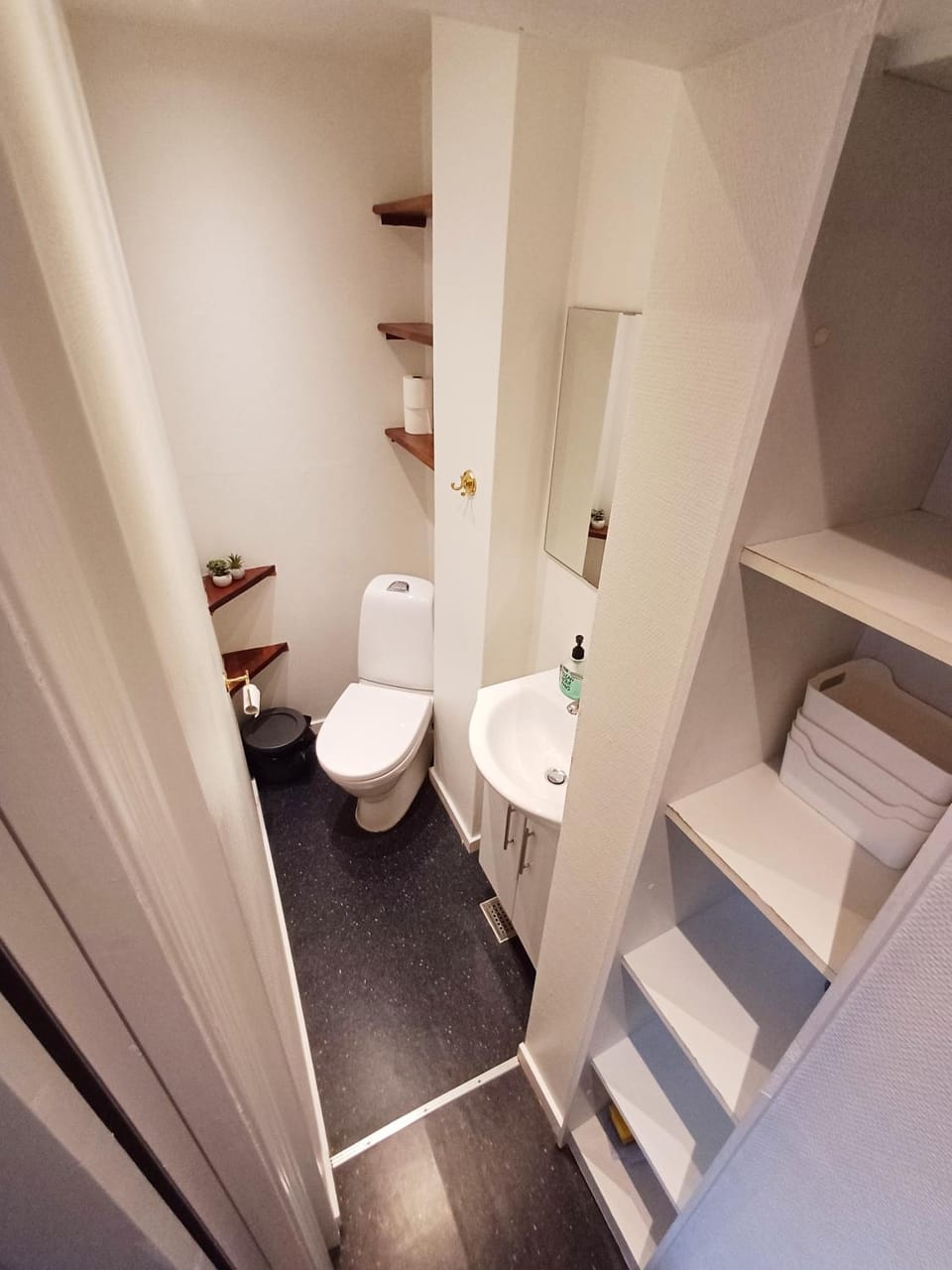Luxurious 2 bedroom apartment near Jomfru Ane Gade Apartment in Aalborg