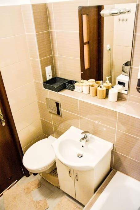 Toilet, Bathroom