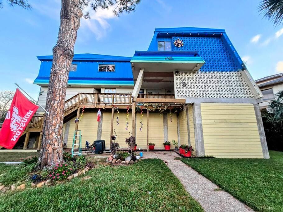 Lazy Lake Lodge on Clear Lake-Space Center Houston House in Nassau Bay