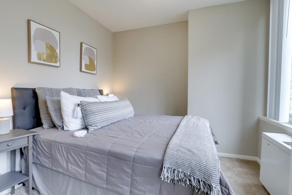Bed, Bedroom