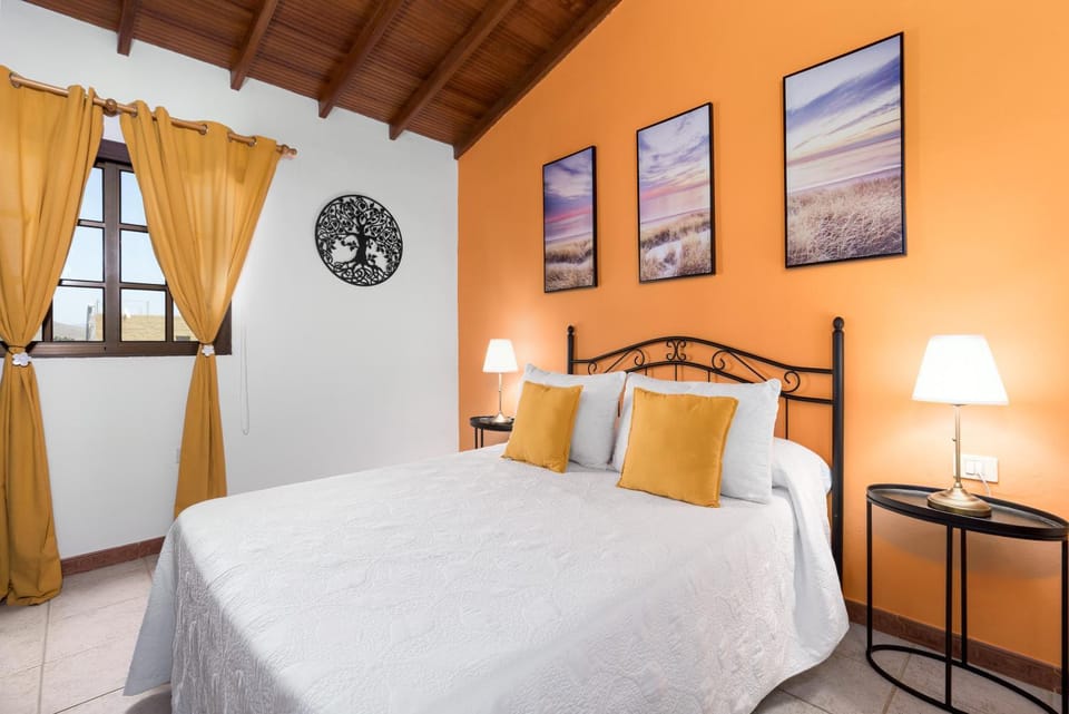 Home2Book Las Tinajas A, Peaceful Retreat House in Maxorata