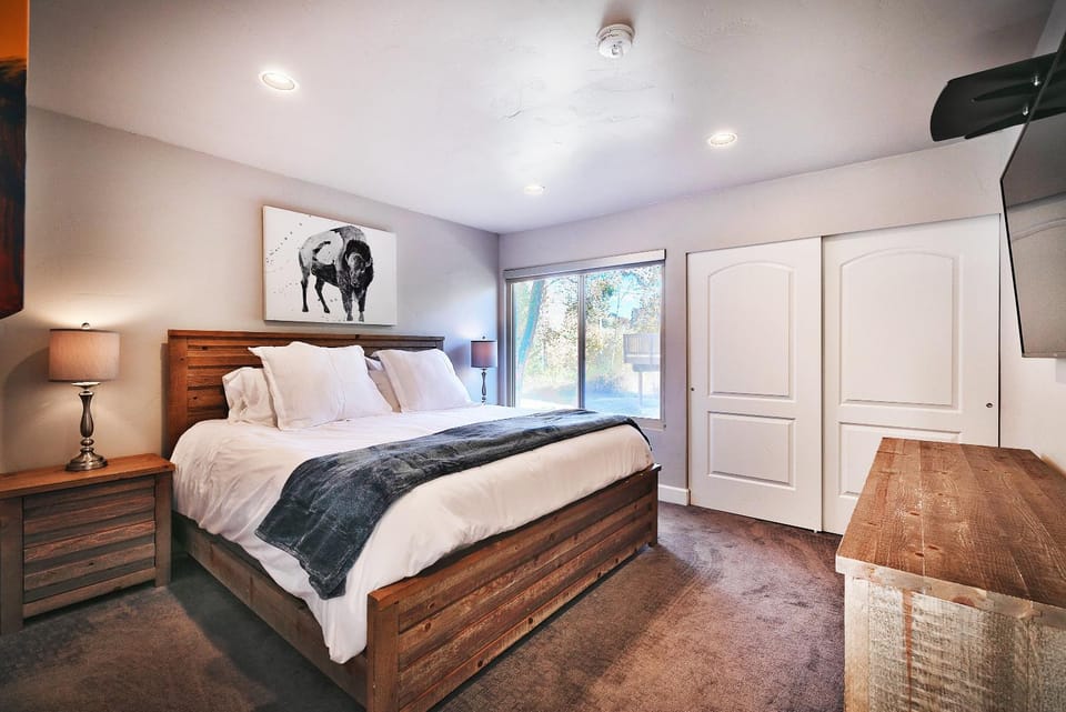 Canyons Village Hidden Creek, Private Hot Tub House in Wasatch County